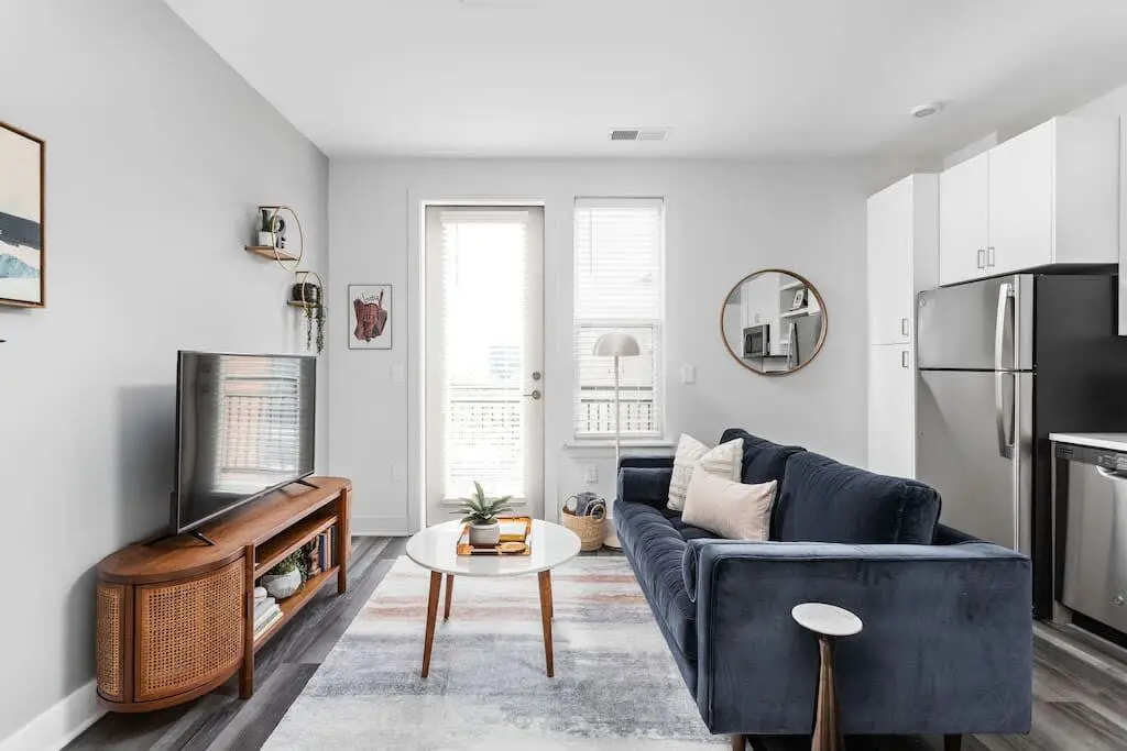 Modern Studio CozySuites Downtown