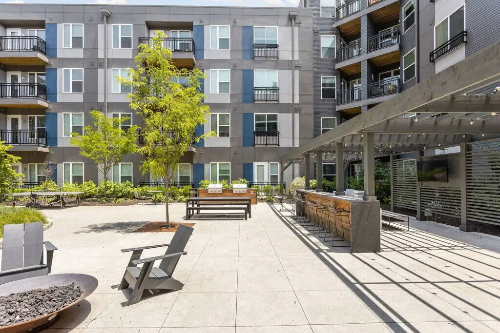 Modern Studio CozySuites Downtown