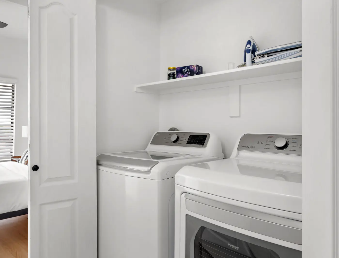 CozySuites Chandler with 2 pools, jacuzzi, arcade! 06