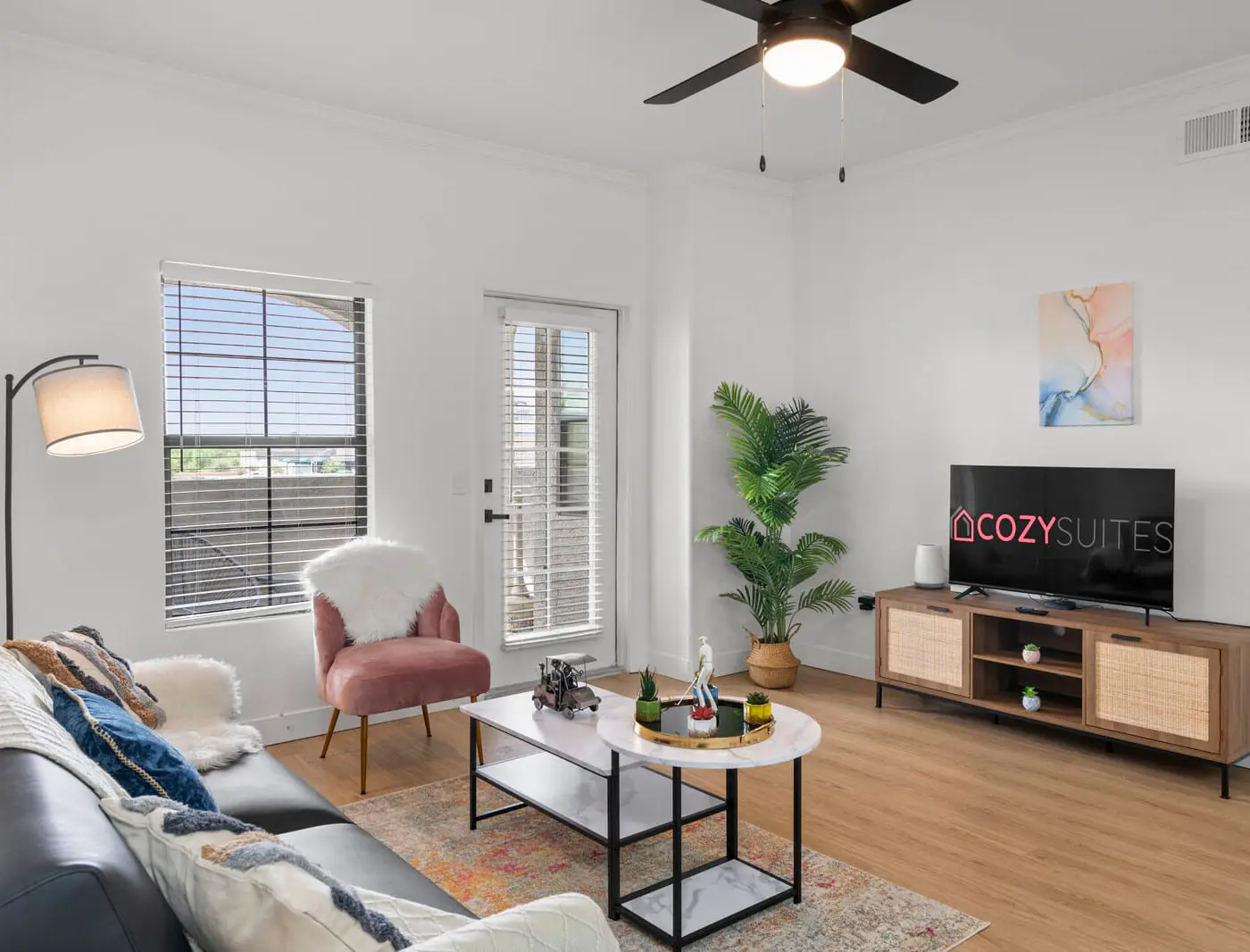 CozySuites Chandler with 2 pools, jacuzzi, arcade! 06