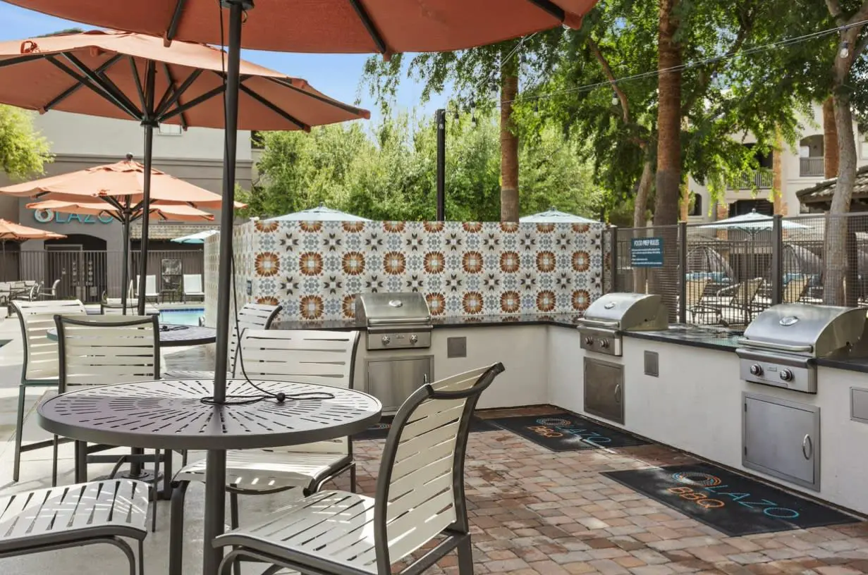 CozySuites Chandler with 2 pools, jacuzzi, arcade! 06