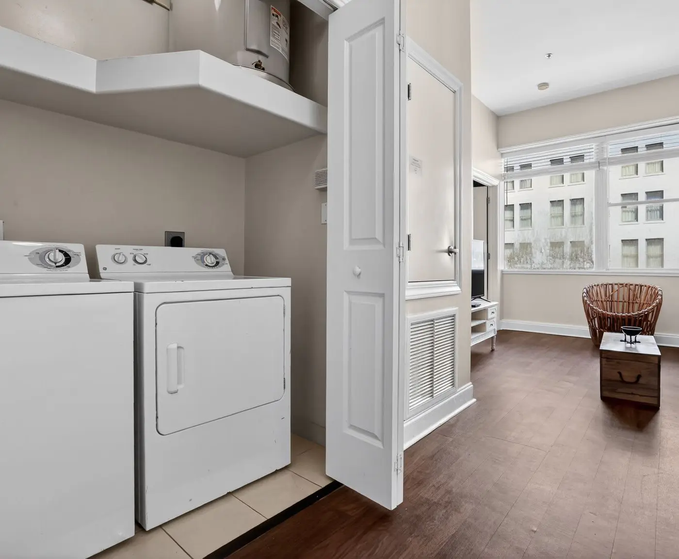 Roami at Duncan Plaza | 1 Bedroom Apartment