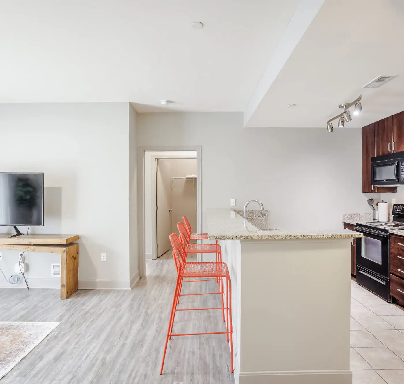 2BR/2BA CozySuites at the Banks