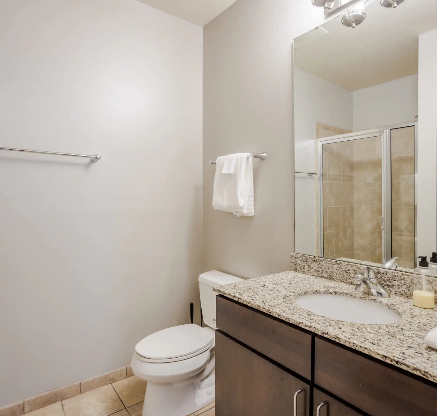 2BR/2BA CozySuites at the Banks