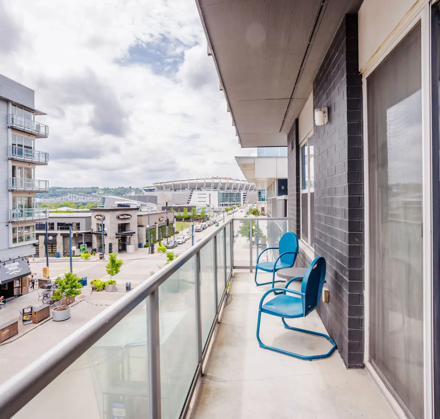 2BR/2BA CozySuites at the Banks