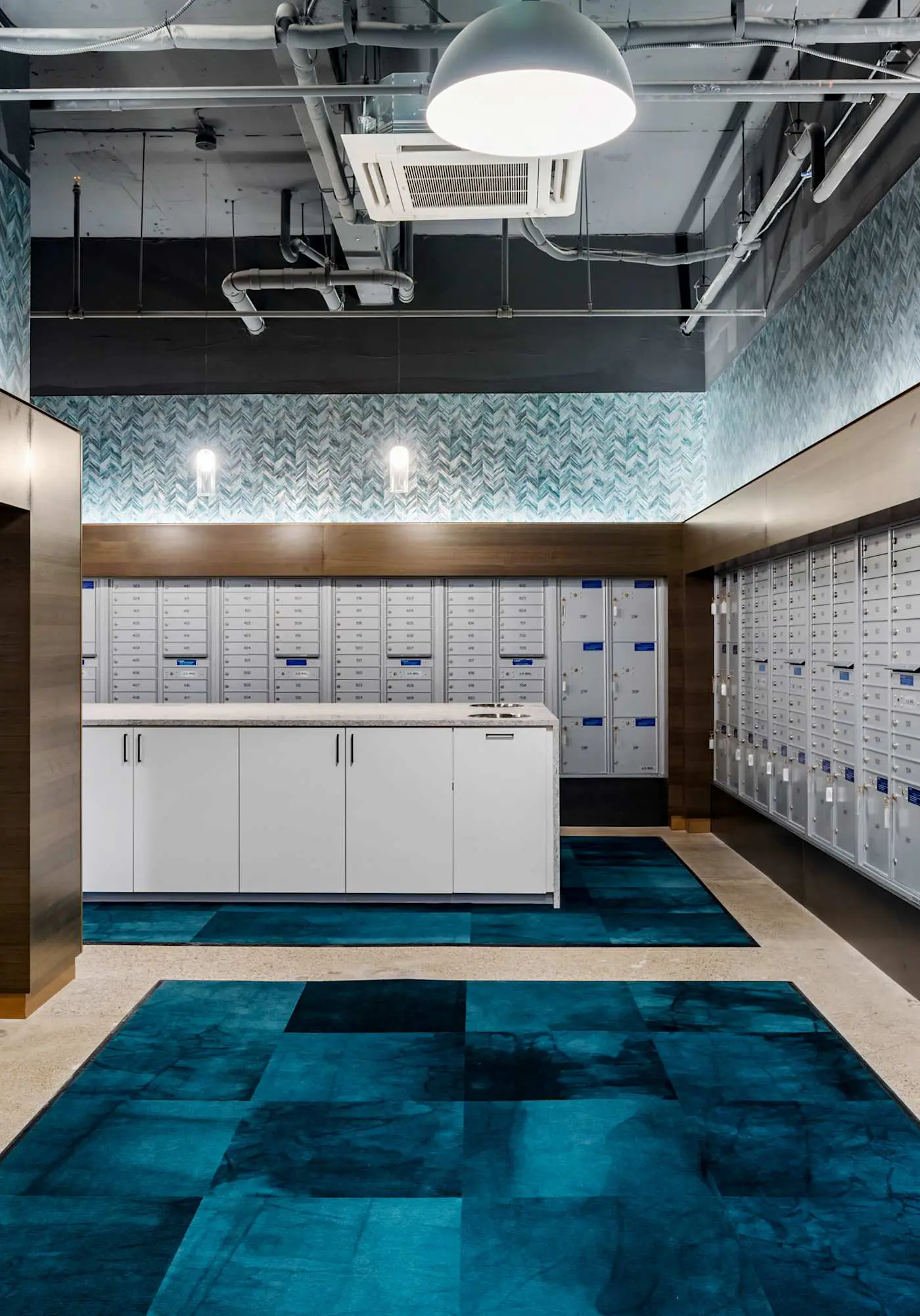 CozySuites Textile | 1BR w/ Gym + Rooftop Access