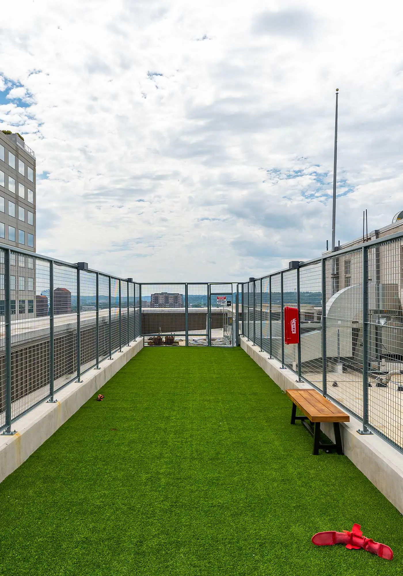 CozySuites Textile | 1BR w/ Gym + Rooftop Access
