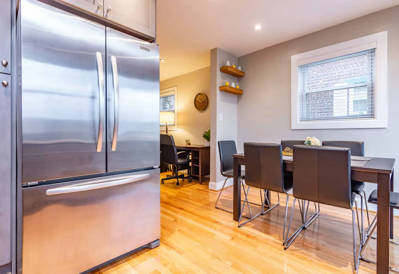 Gorgeous Home 10 min to DC by CozySuites