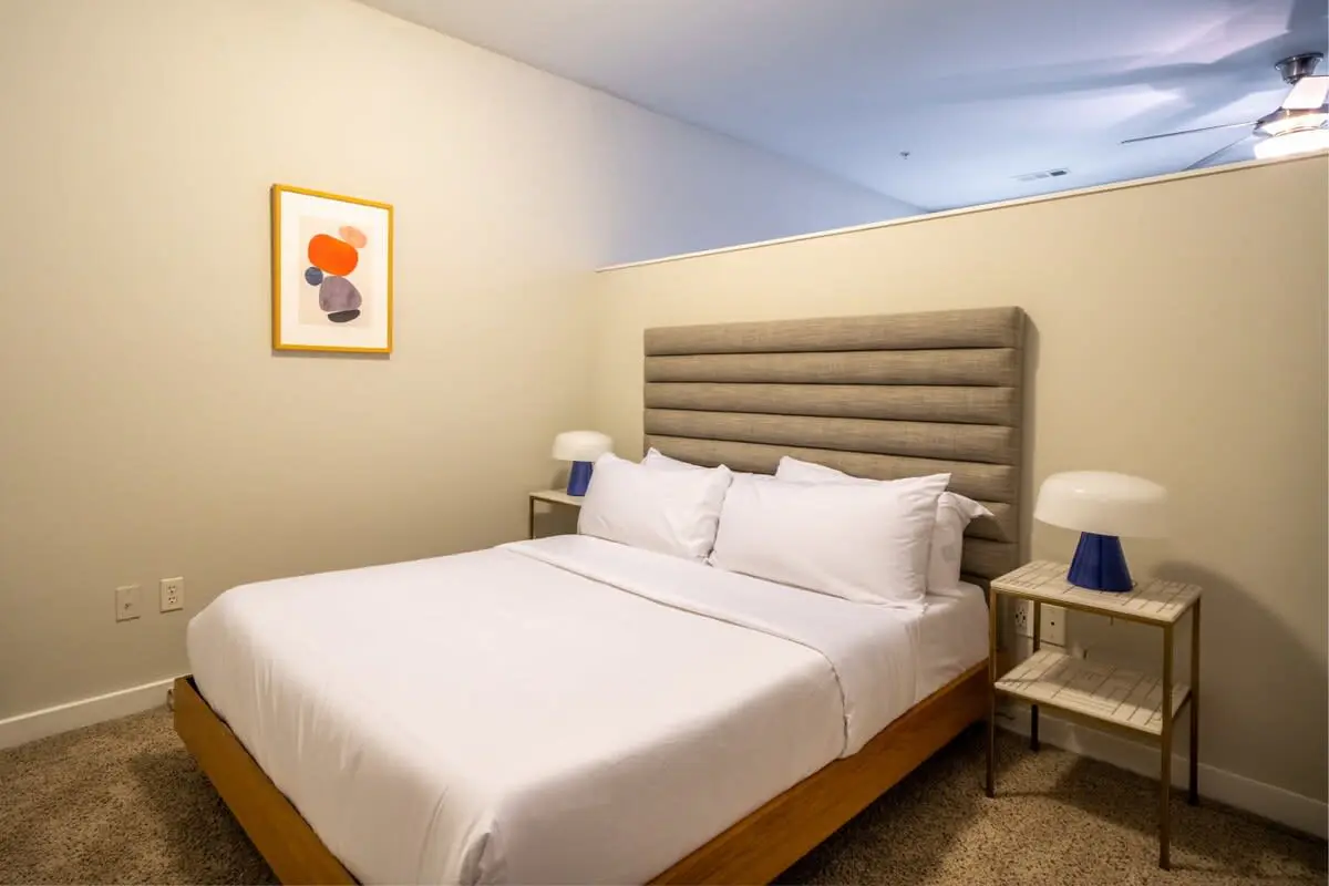 CozySuites MusicRow Astonishing SDO Nashville! 08