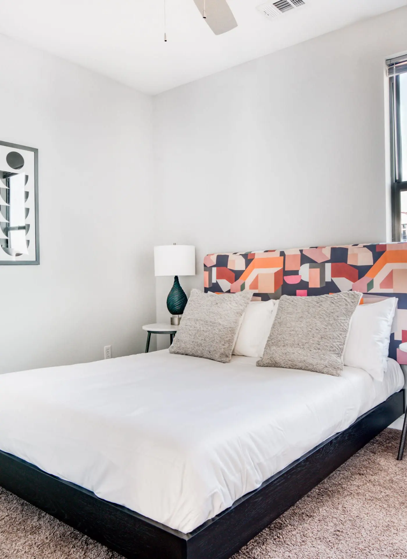 CozySuites Music Row Bold 1BR in Midtown Nashville
