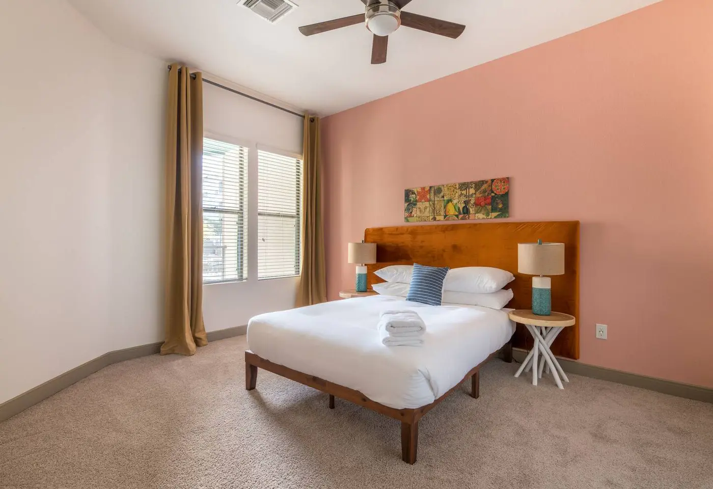 Stylish 2BR CozySuites | Town Lake Waterfront