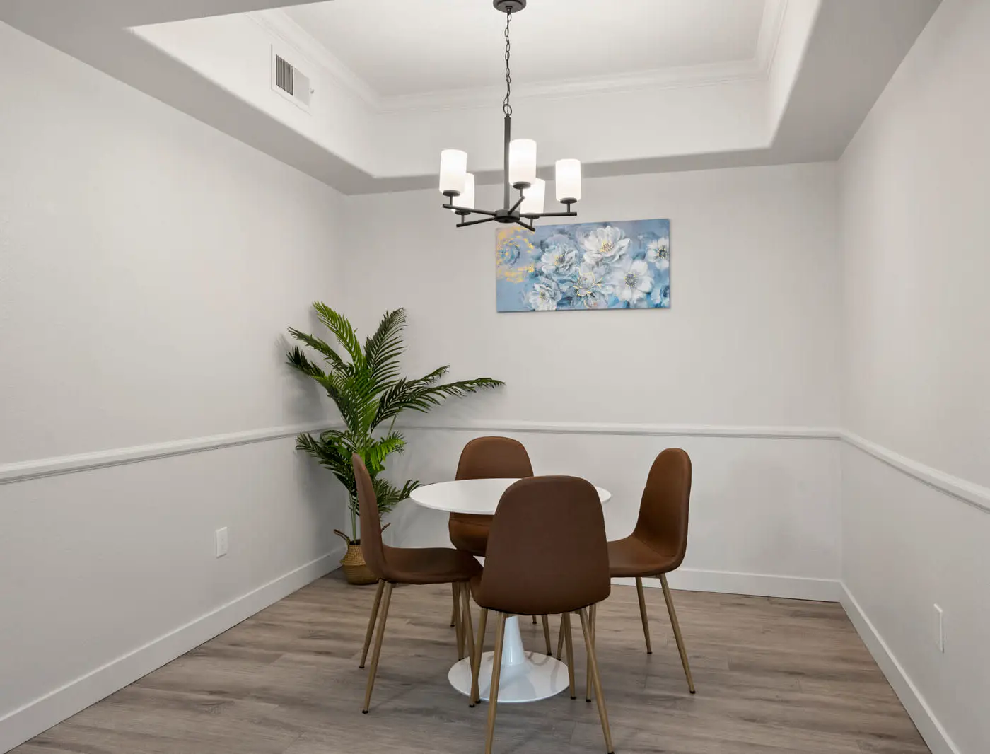 CozySuites Chandler 2BR with 2 pools and Jacuzzi