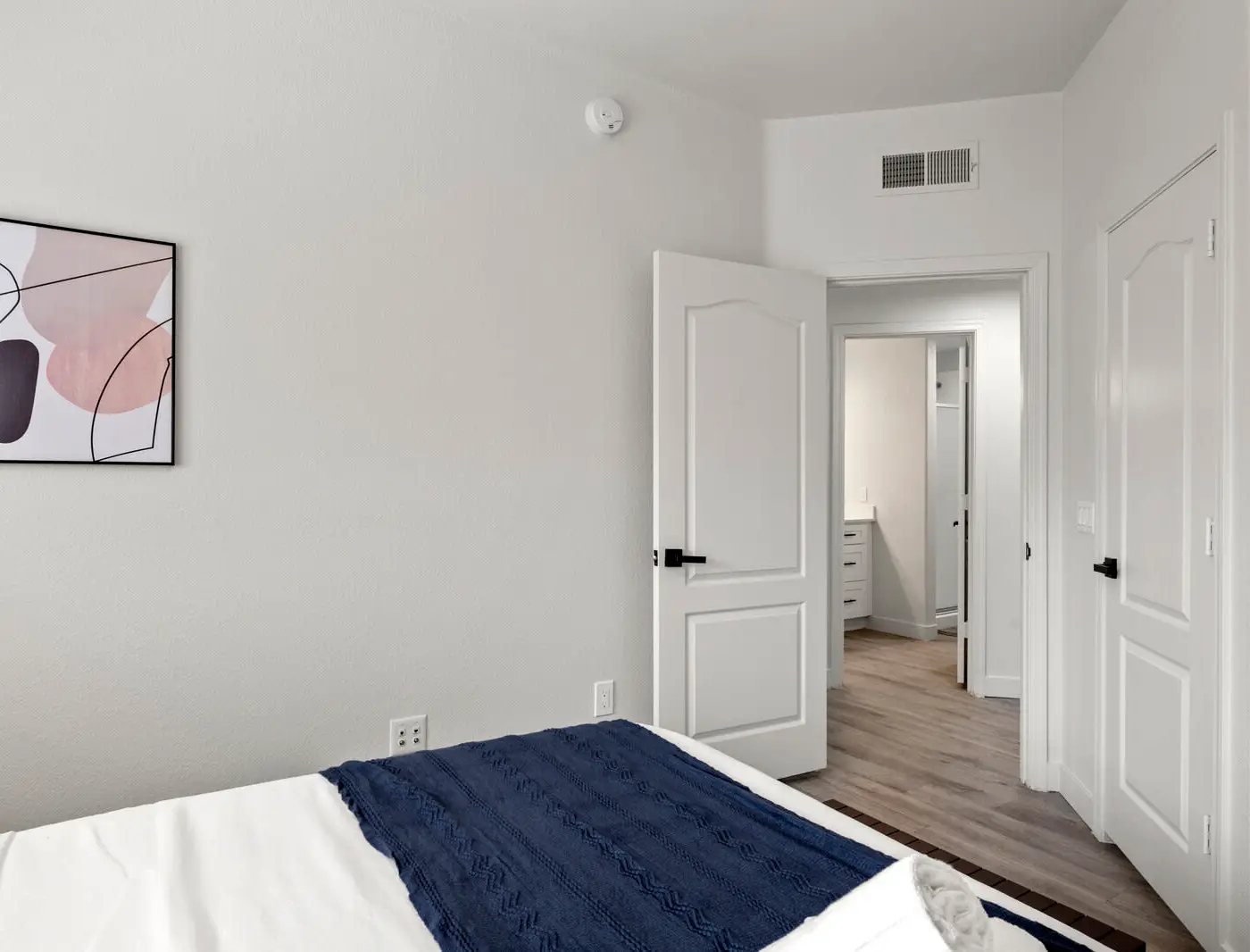 CozySuites Chandler 2BR with 2 pools and Jacuzzi