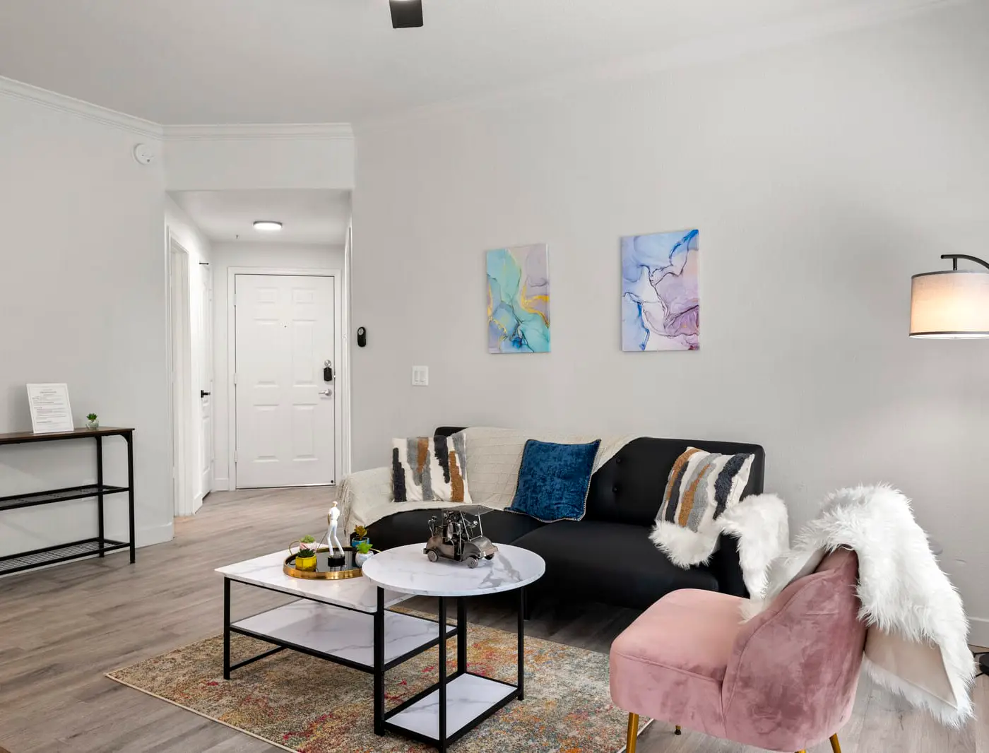 CozySuites Chandler 2BR with 2 pools and Jacuzzi
