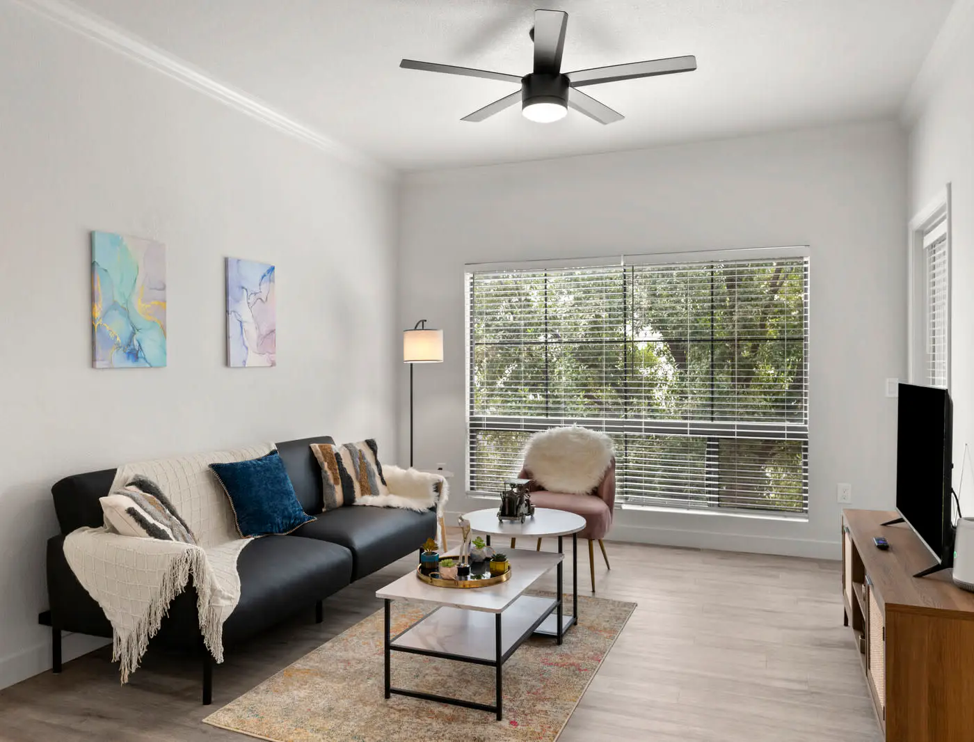 CozySuites Chandler 2BR with 2 pools and Jacuzzi