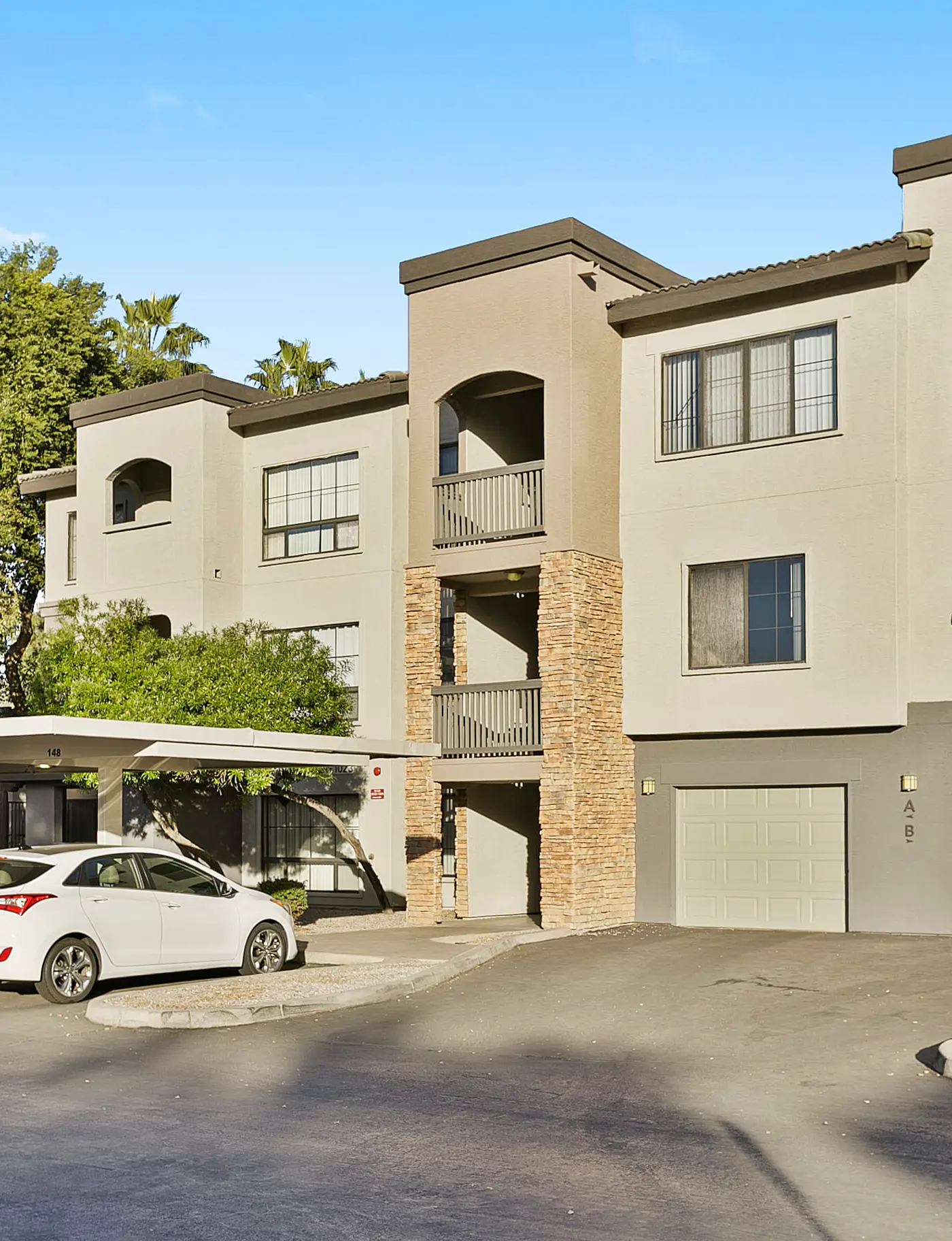 CozySuites Chandler 2BR with 2 pools and Jacuzzi
