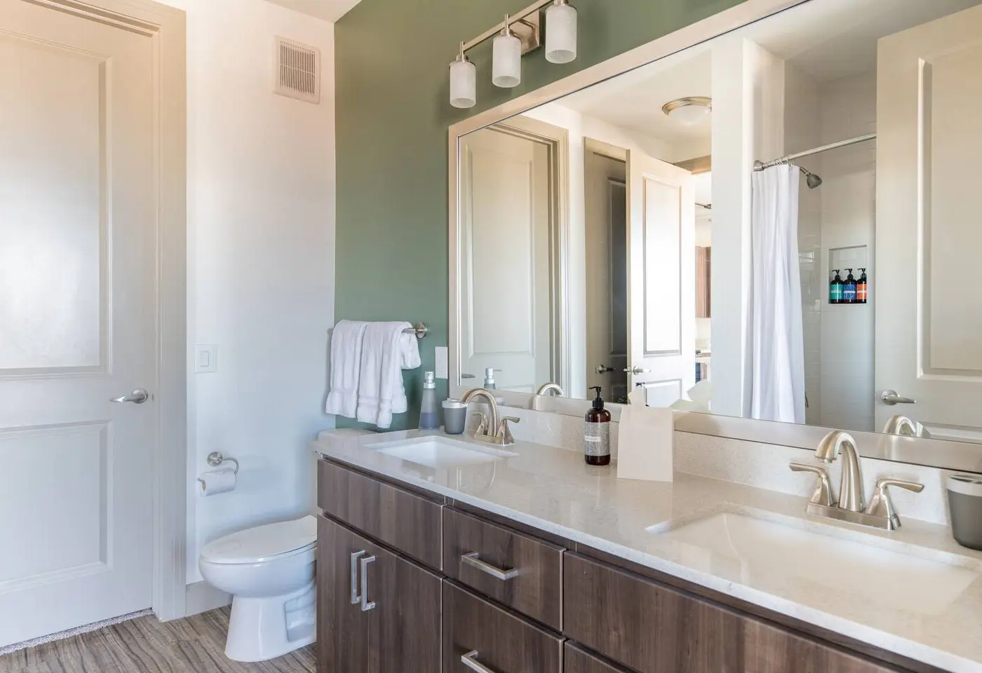 Modern Town Lake waterfront CozySuites in paradise