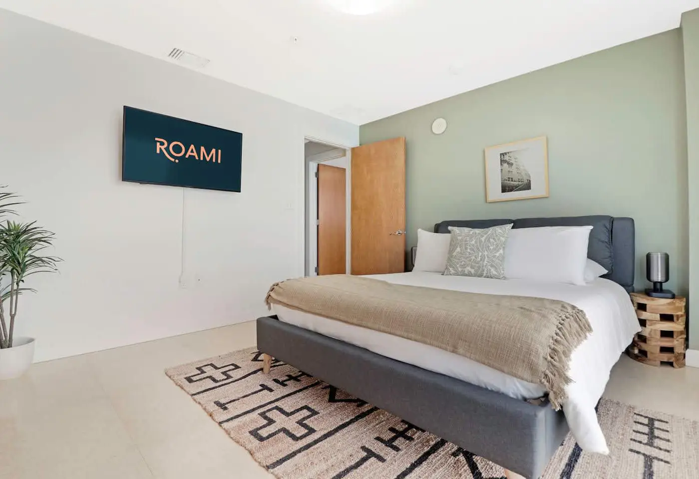 Roami at Adagio | Miami | Waterfront 3BD