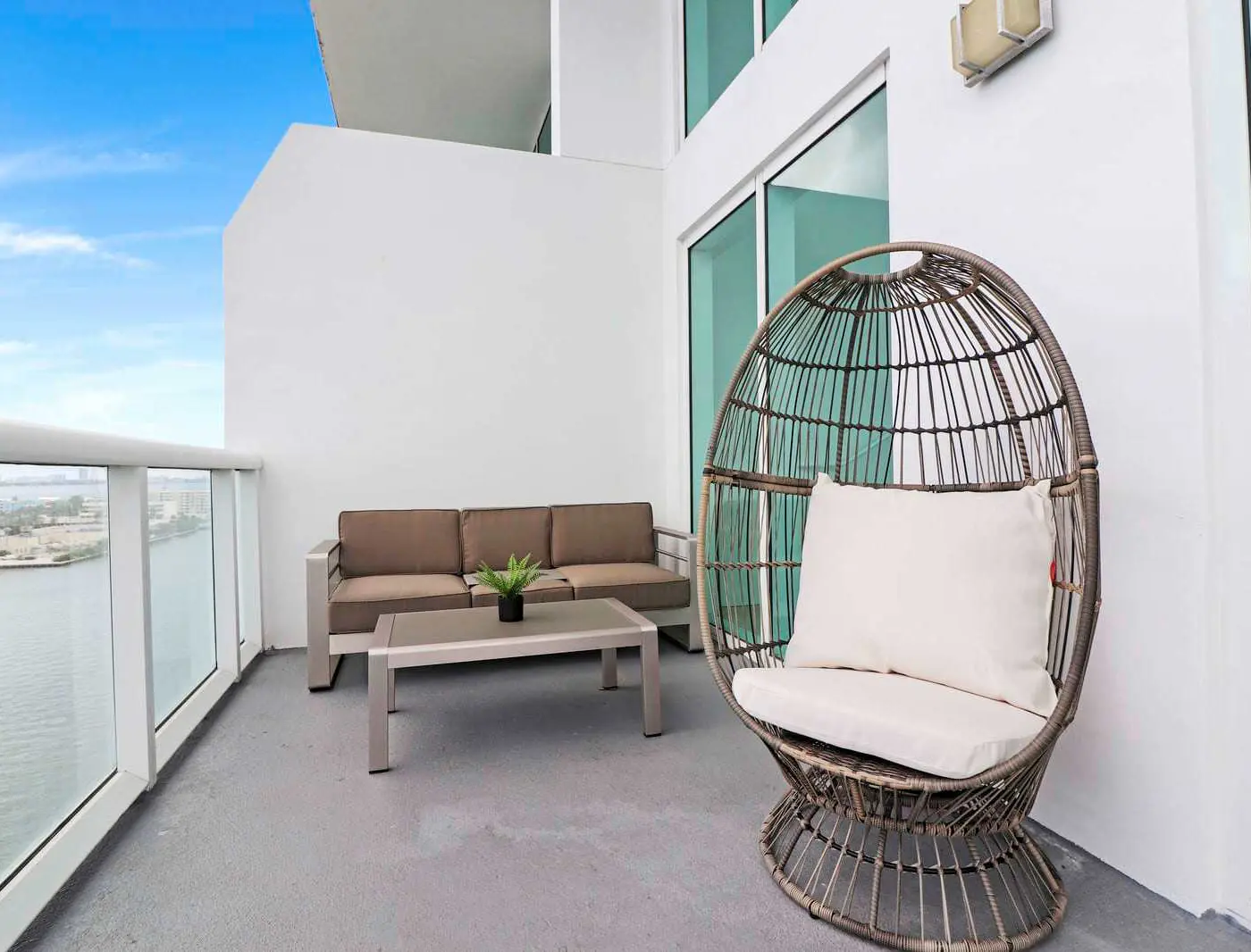Roami at Adagio | Miami | Waterfront 3BD