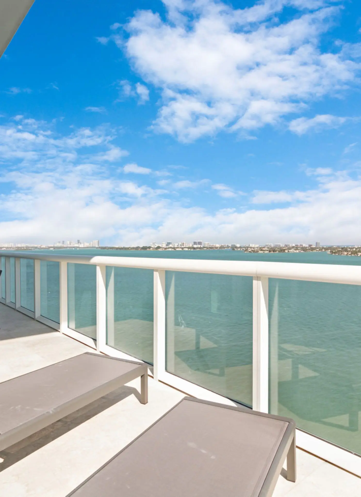 Roami at Adagio | Miami | Waterfront 6BD