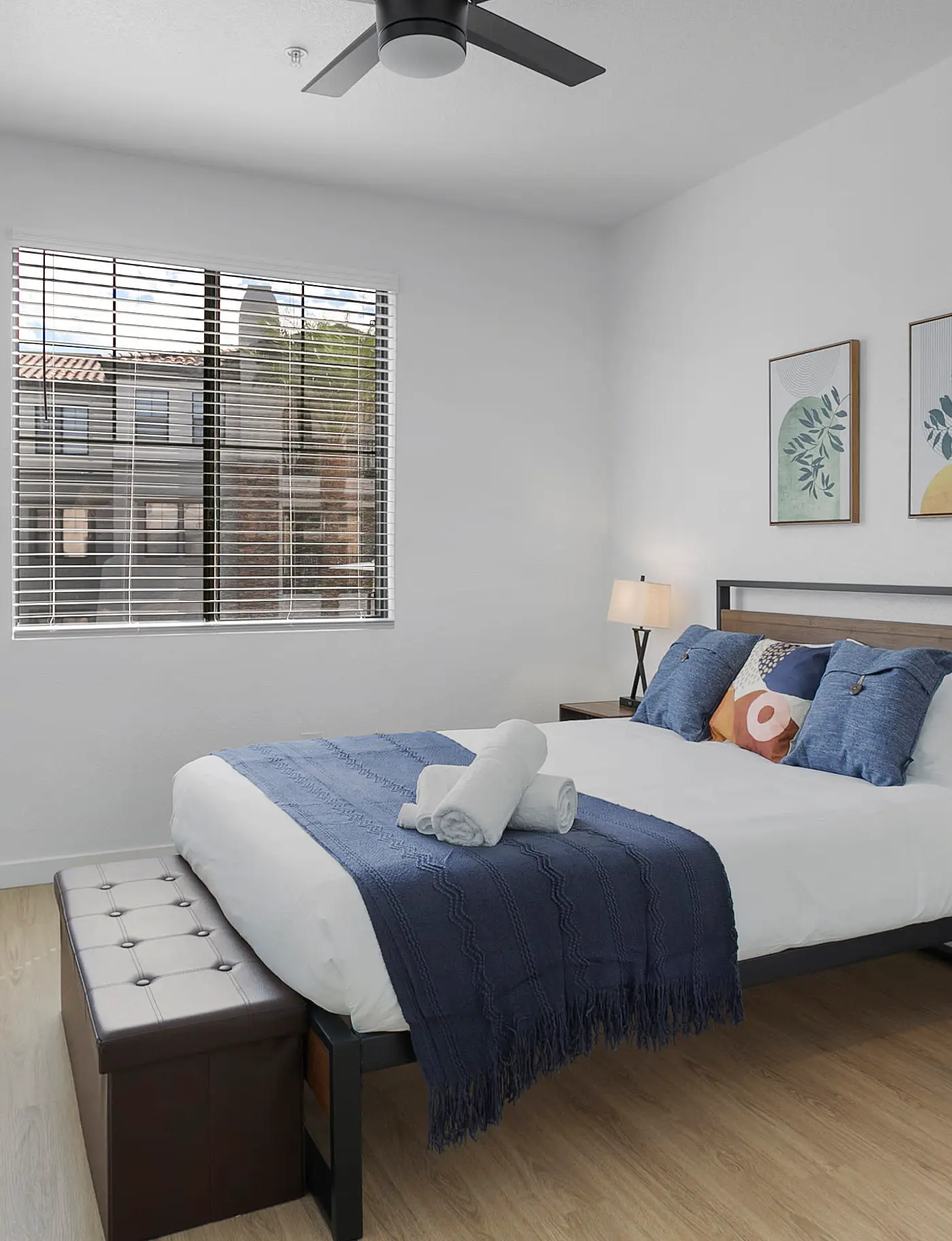 2BR CozySuites Glendale by the stadium with pool!