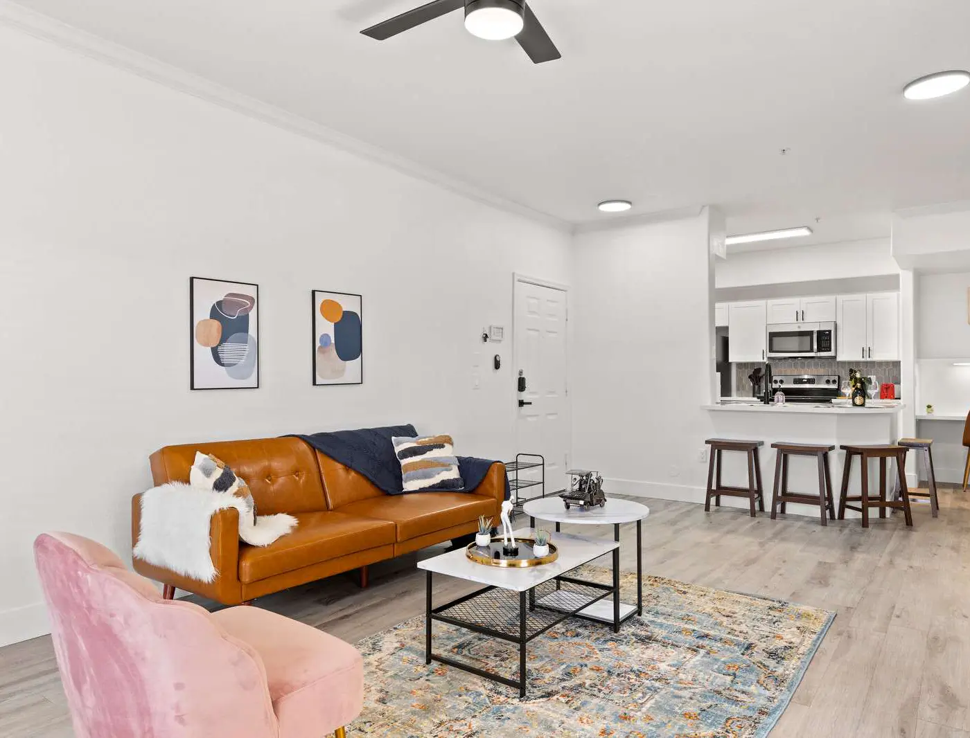 CozySuites Chandler 1BR with 2 Pools + Jacuzzi