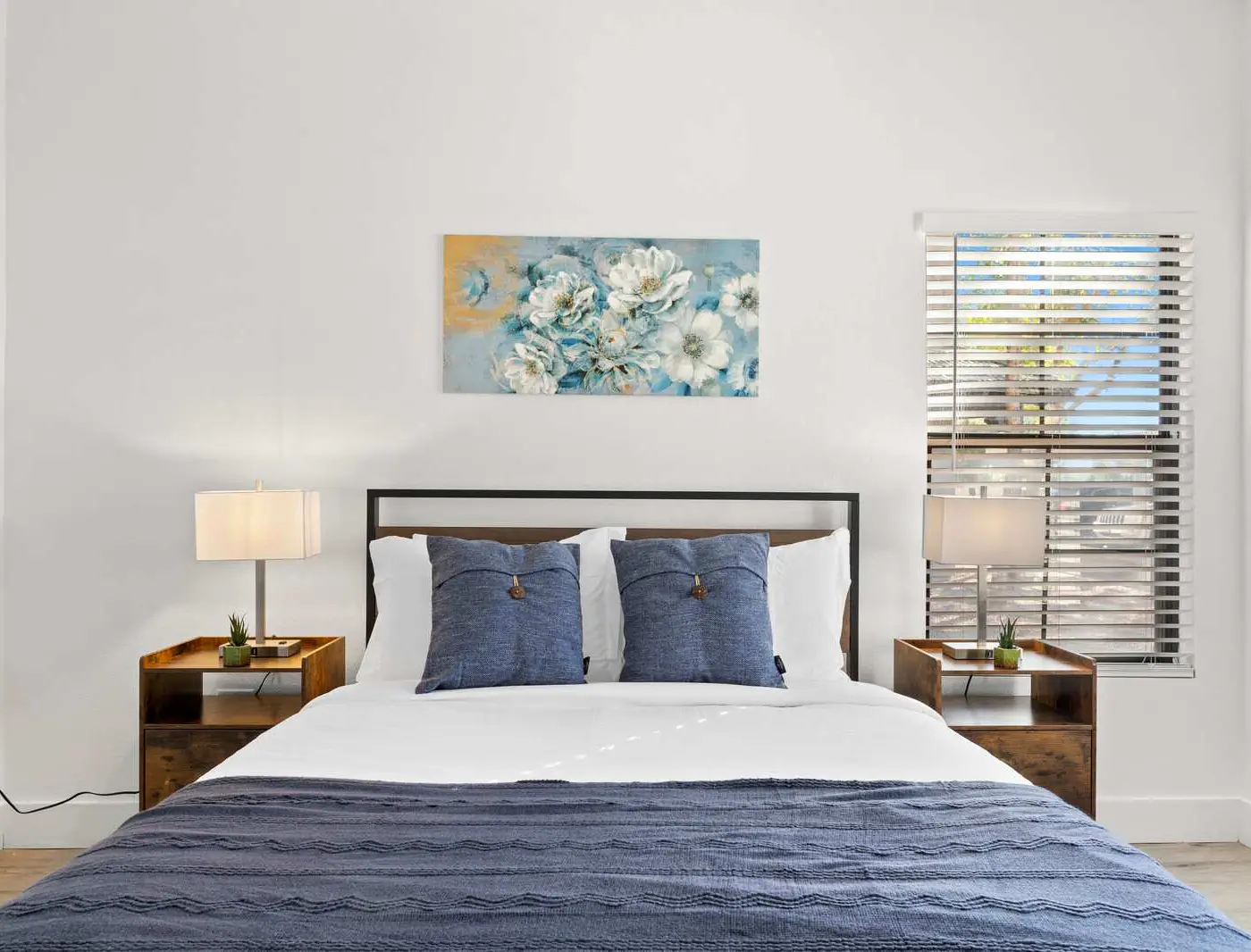 CozySuites Chandler 1BR with 2 Pools + Jacuzzi