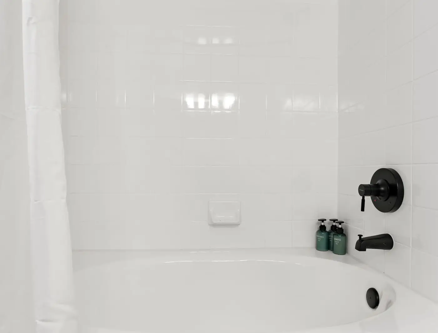 CozySuites Chandler 1BR with 2 Pools + Jacuzzi