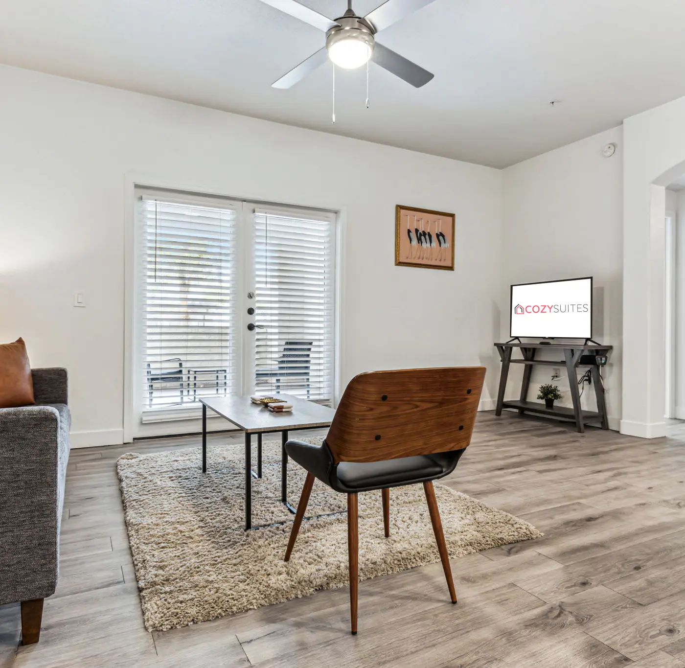 CozySuites Glendale stadium area and pool