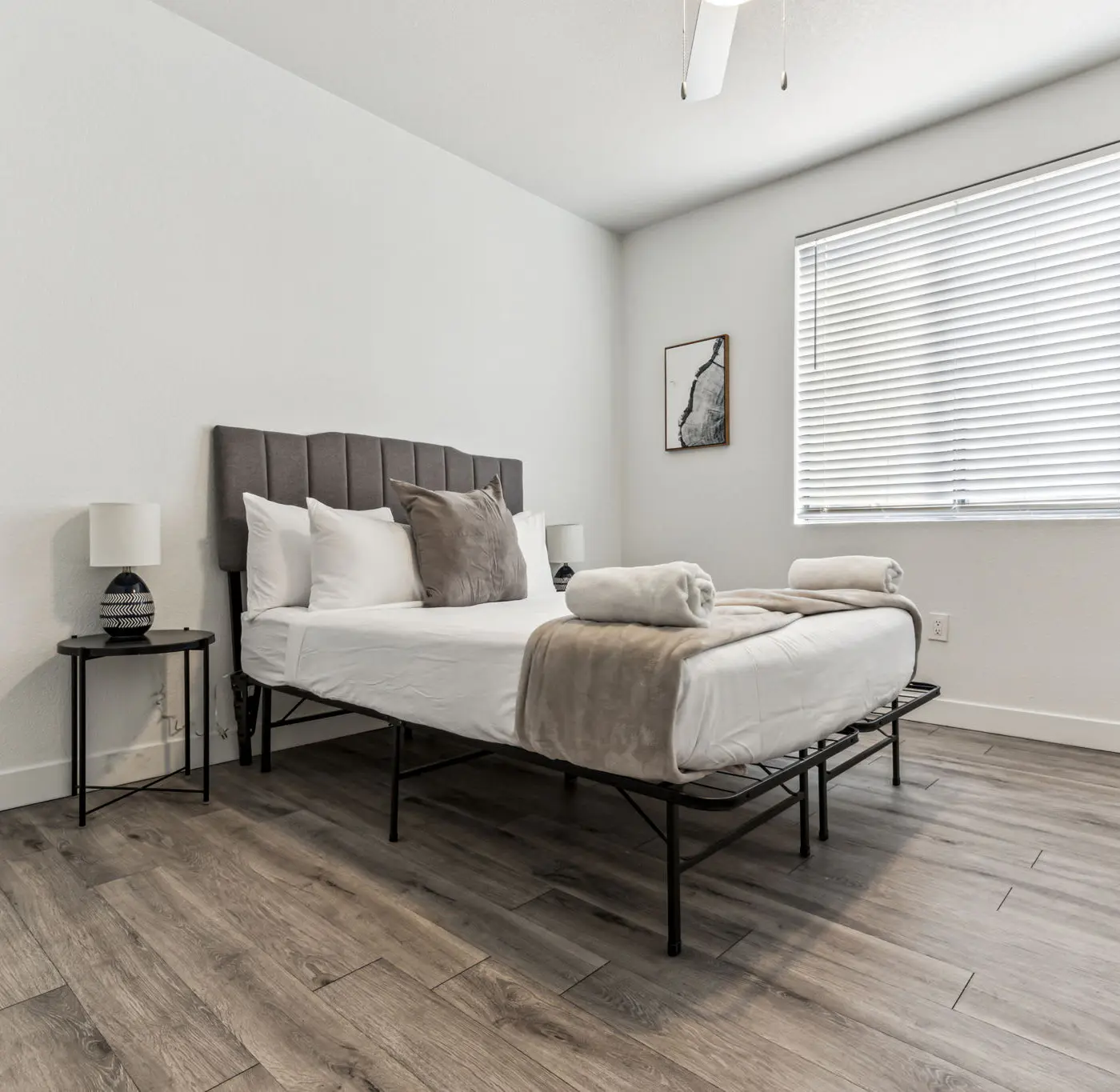 CozySuites Glendale stadium area and pool