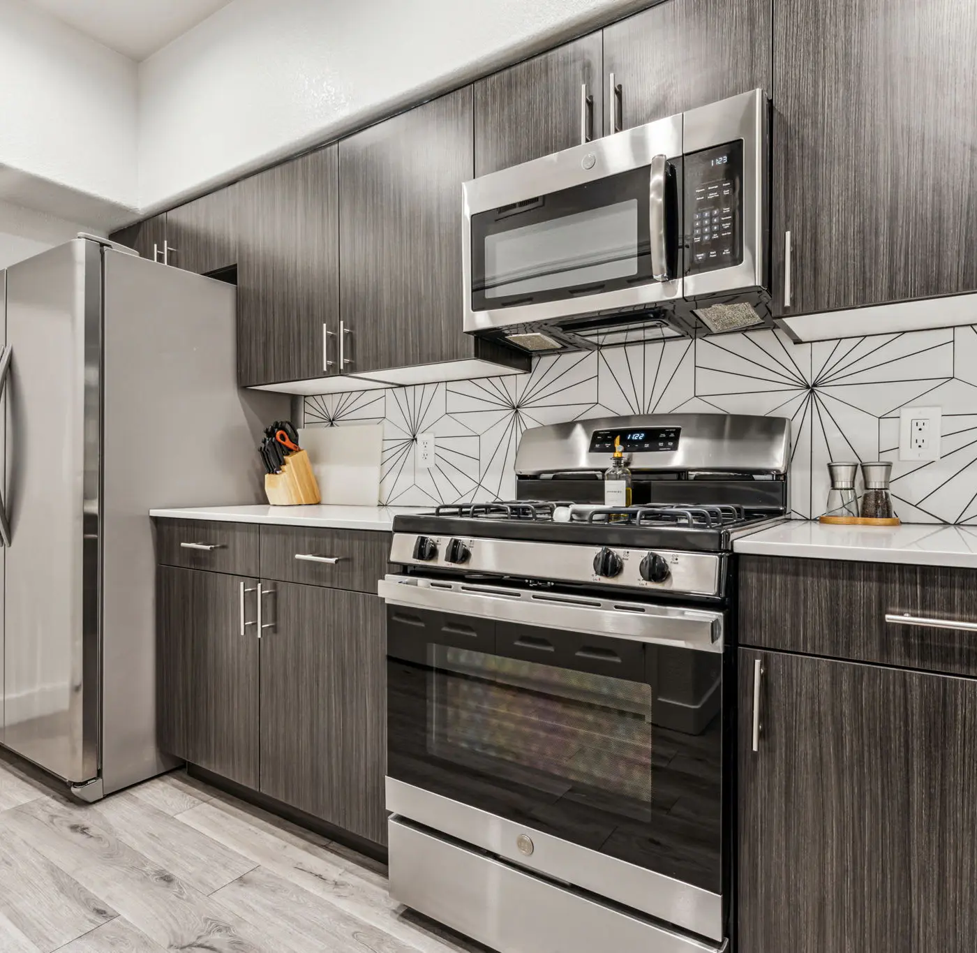 CozySuites Glendale stadium area and pool