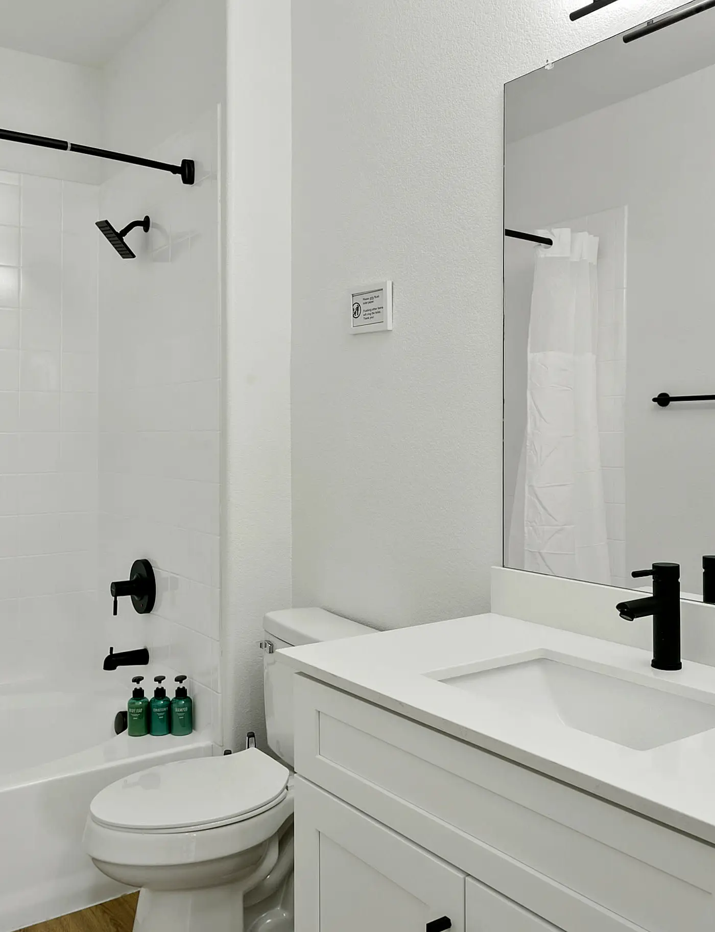 Glendale near Stadium w/ Pool by Cozysuites