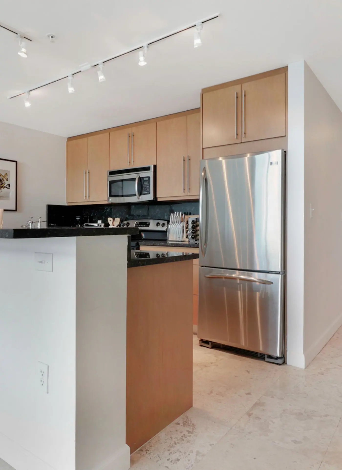 Roami at Adagio | Miami | Waterfront 2BD