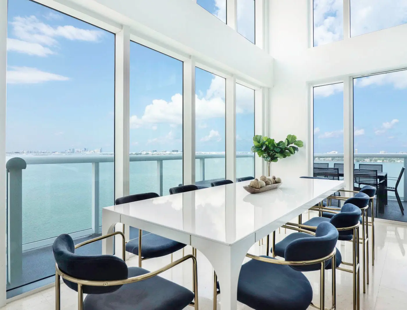 Roami at Adagio | Miami | 6BR Combo