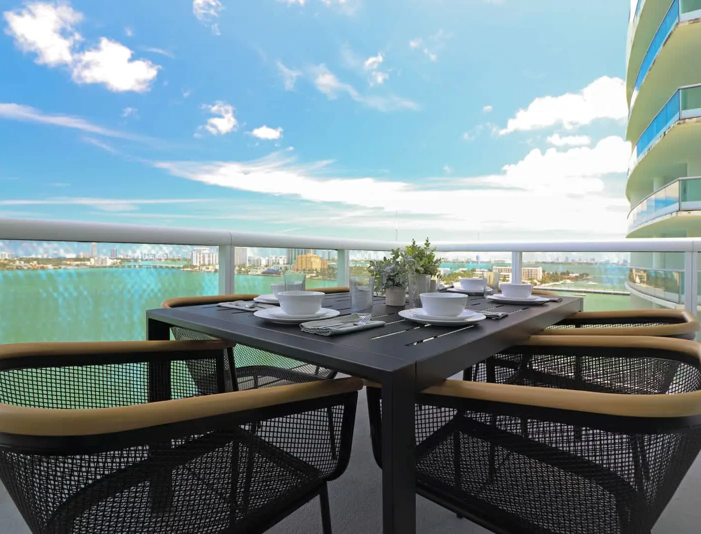 Roami at Adagio | Miami | 6BR Combo