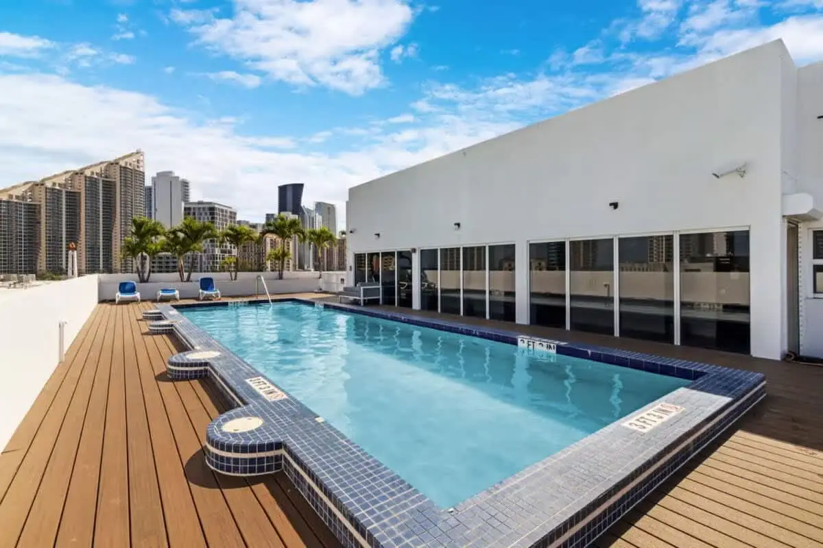 Roami at Sunny Isles | Rooftop Pool | 3 BR
