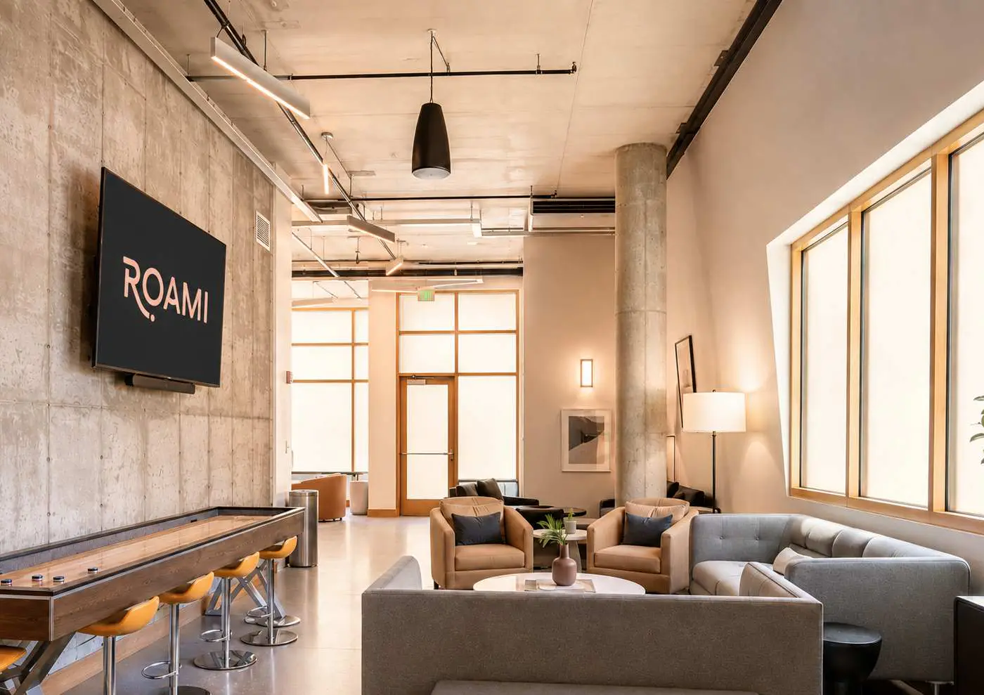 Roami at Studio 135 - Deluxe Studio