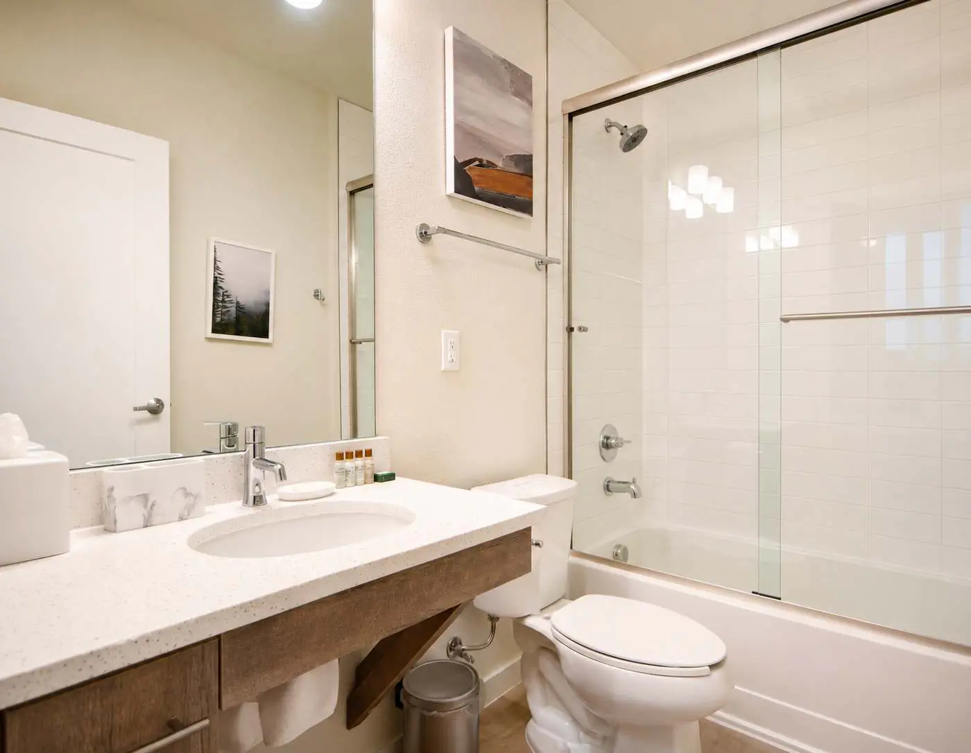 Roami at Zuni | Chic LoHi Apartment
