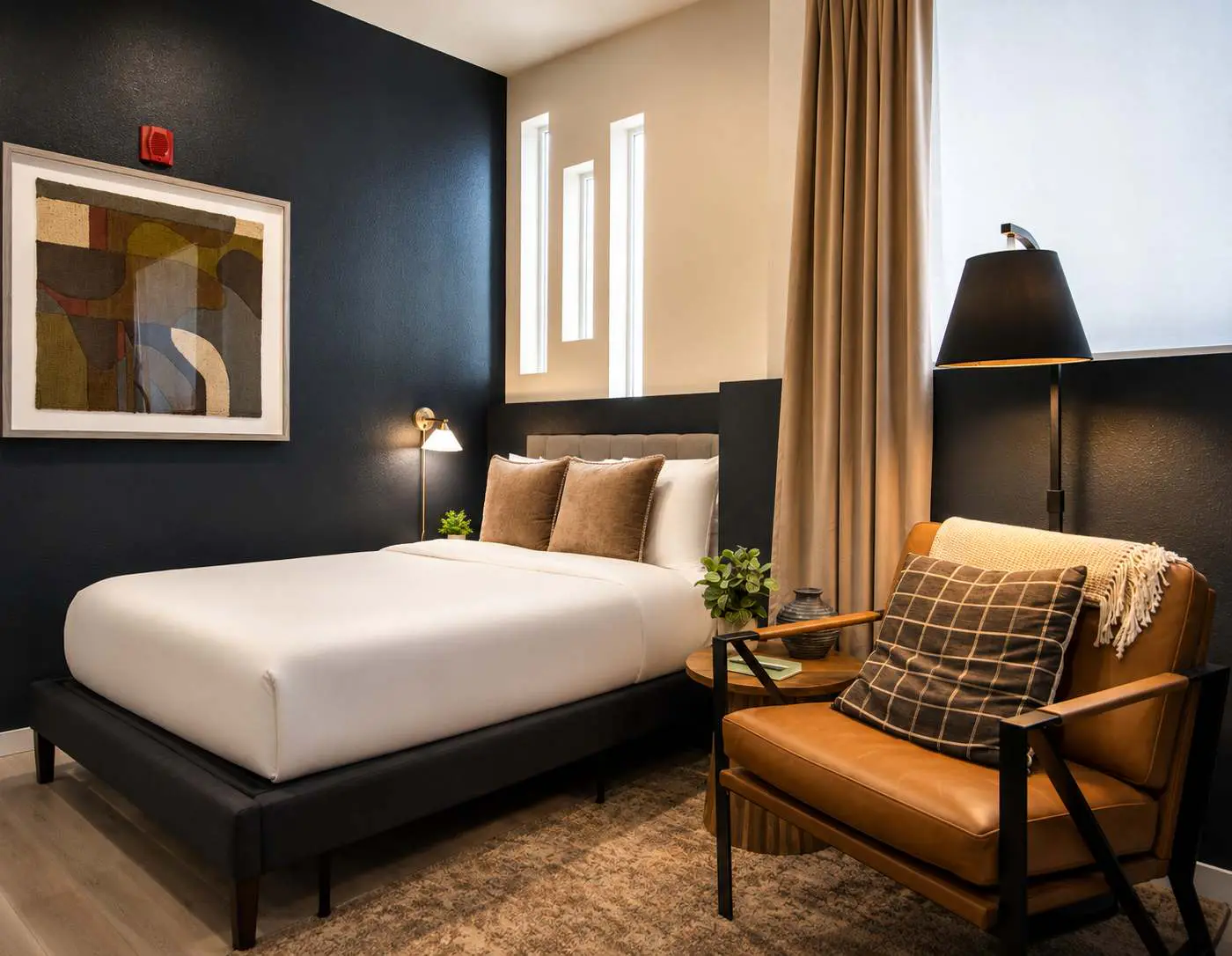 Roami at Zuni | Chic LoHi Apartment