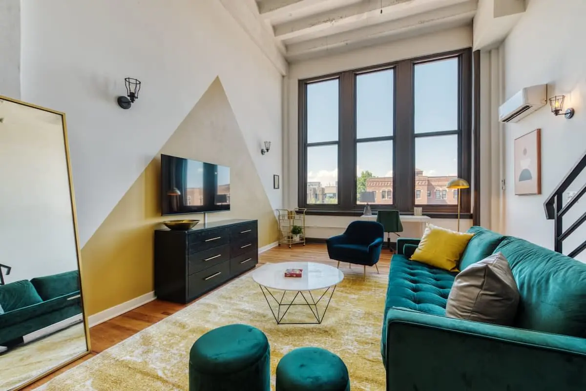 Sosuite | Studio Loft w W/D, Gym, Lounge