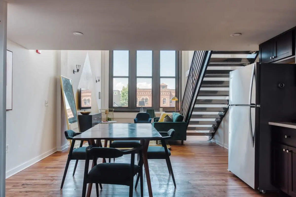 Sosuite | Studio Loft w W/D, Gym, Lounge