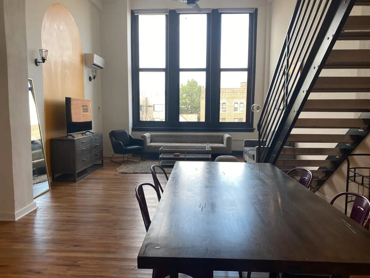 Sosuite | Studio Loft w W/D, Gym, Lounge