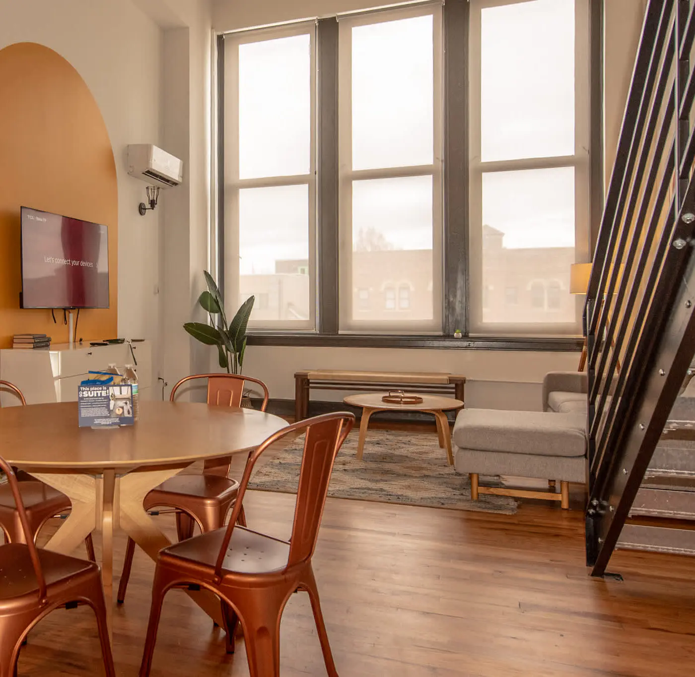 Sosuite | Studio Loft  Gym, Lounge