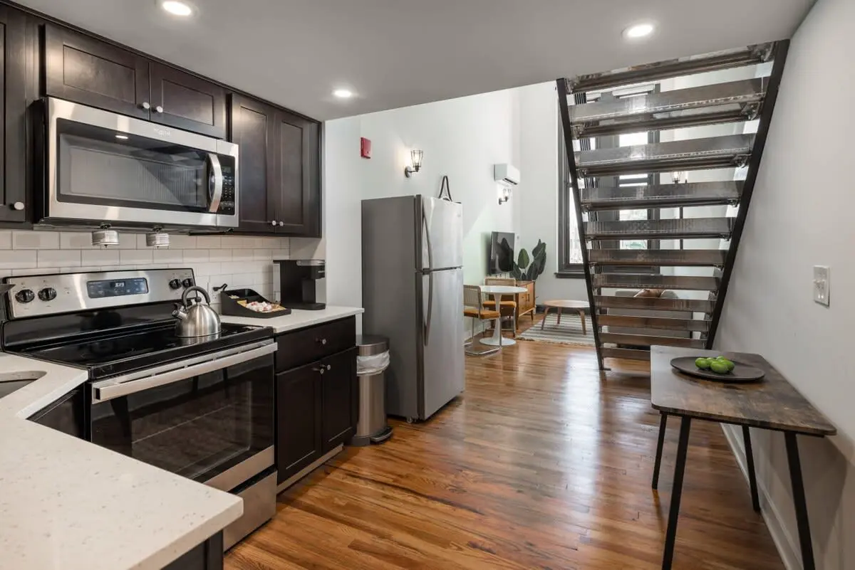Sosuite | Studio Loft w W/D, Gym, Lounge
