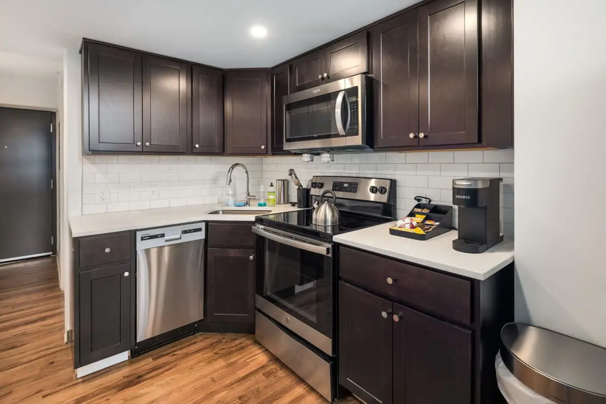 Sosuite | Studio Loft w W/D, Gym, Lounge