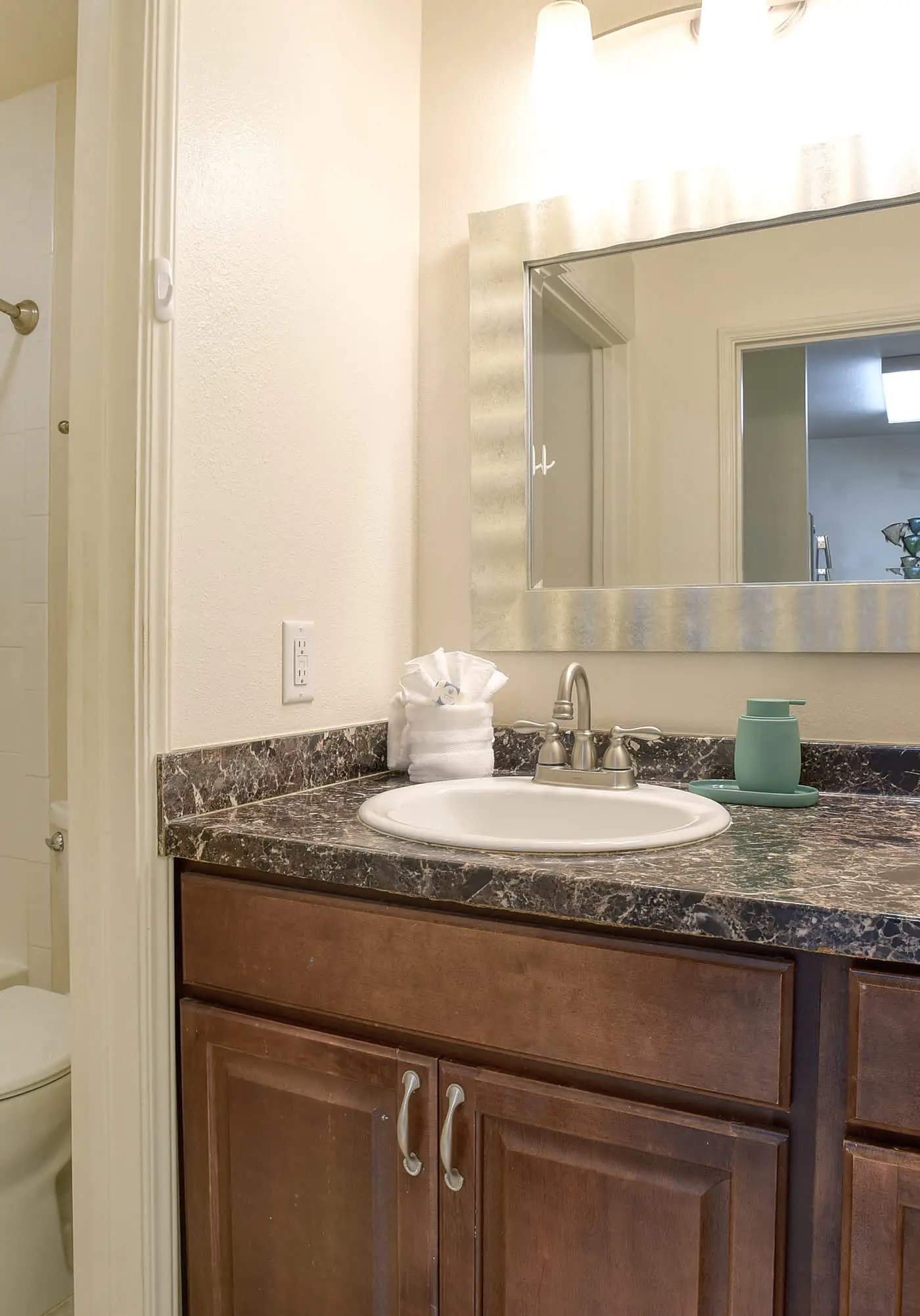 August Special! Kihei Bay Vista B102