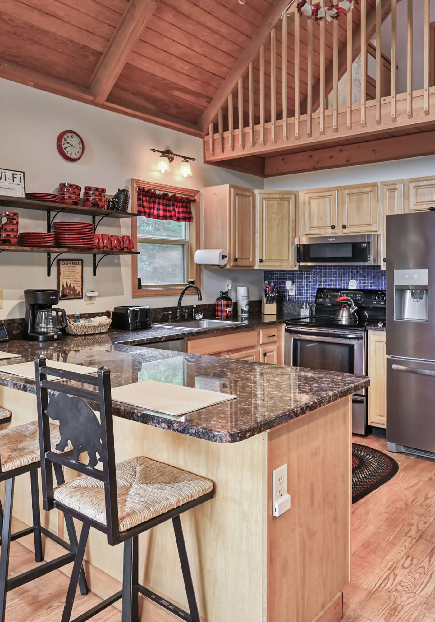 Charming 1BR Cabin - HOT TUB - Mountain View