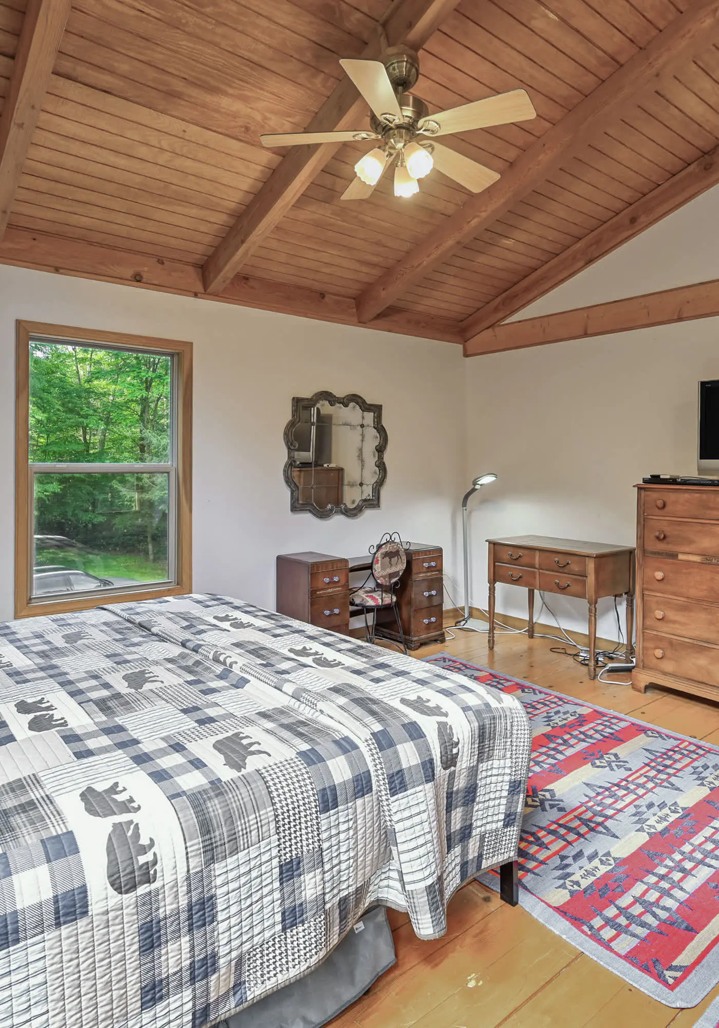 Charming 1BR Cabin - HOT TUB - Mountain View