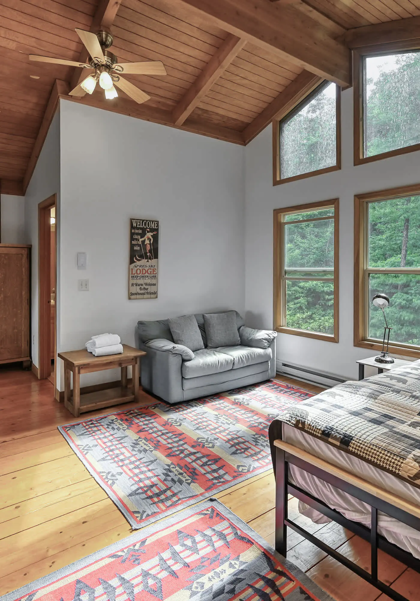 Charming 1BR Cabin - HOT TUB - Mountain View