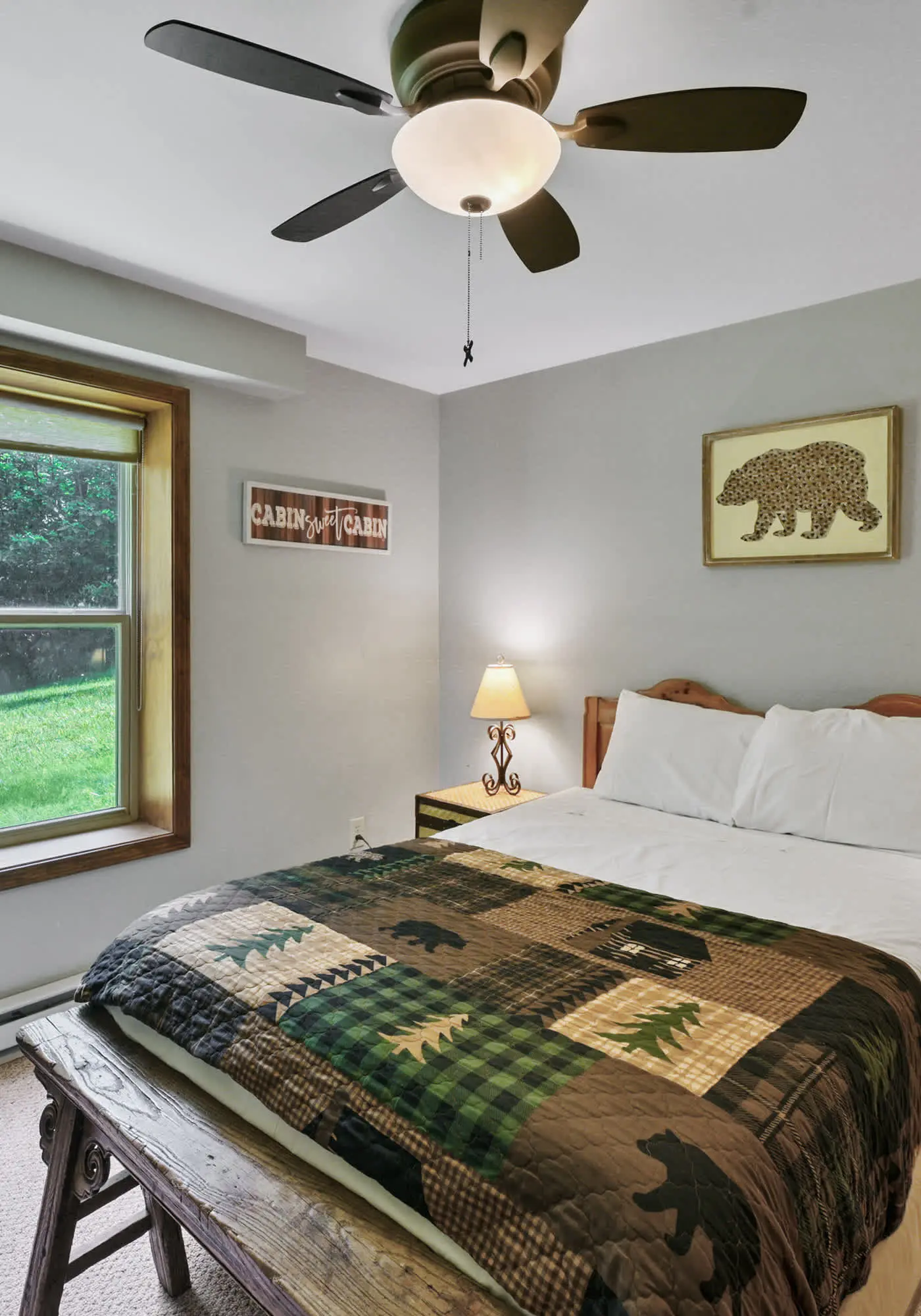 Charming 1BR Cabin - HOT TUB - Mountain View